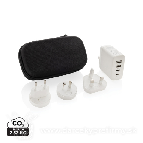 Obrázok produktu Cestovná nabíjačka TravelCharge Pro s USB C z RCS plastu