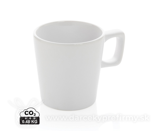 Moderný keramický hrnček na kávu