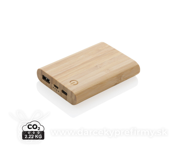 Powerbanka 5 000 mAh z bambusu